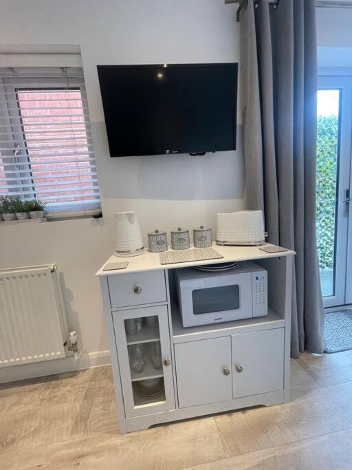 Modern Stylish Studio Flat Near Leigh On Sea. Hadleigh  المظهر الخارجي الصورة