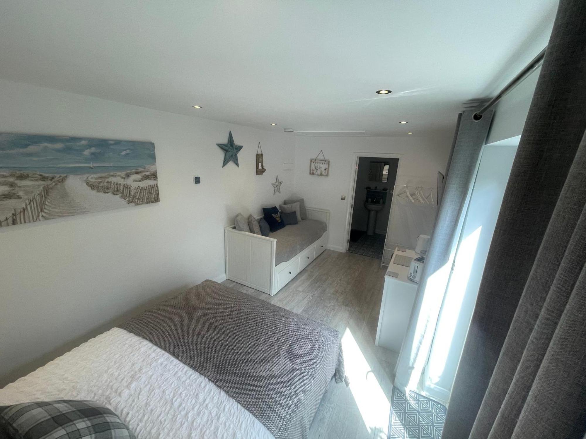 Modern Stylish Studio Flat Near Leigh On Sea. Hadleigh  المظهر الخارجي الصورة