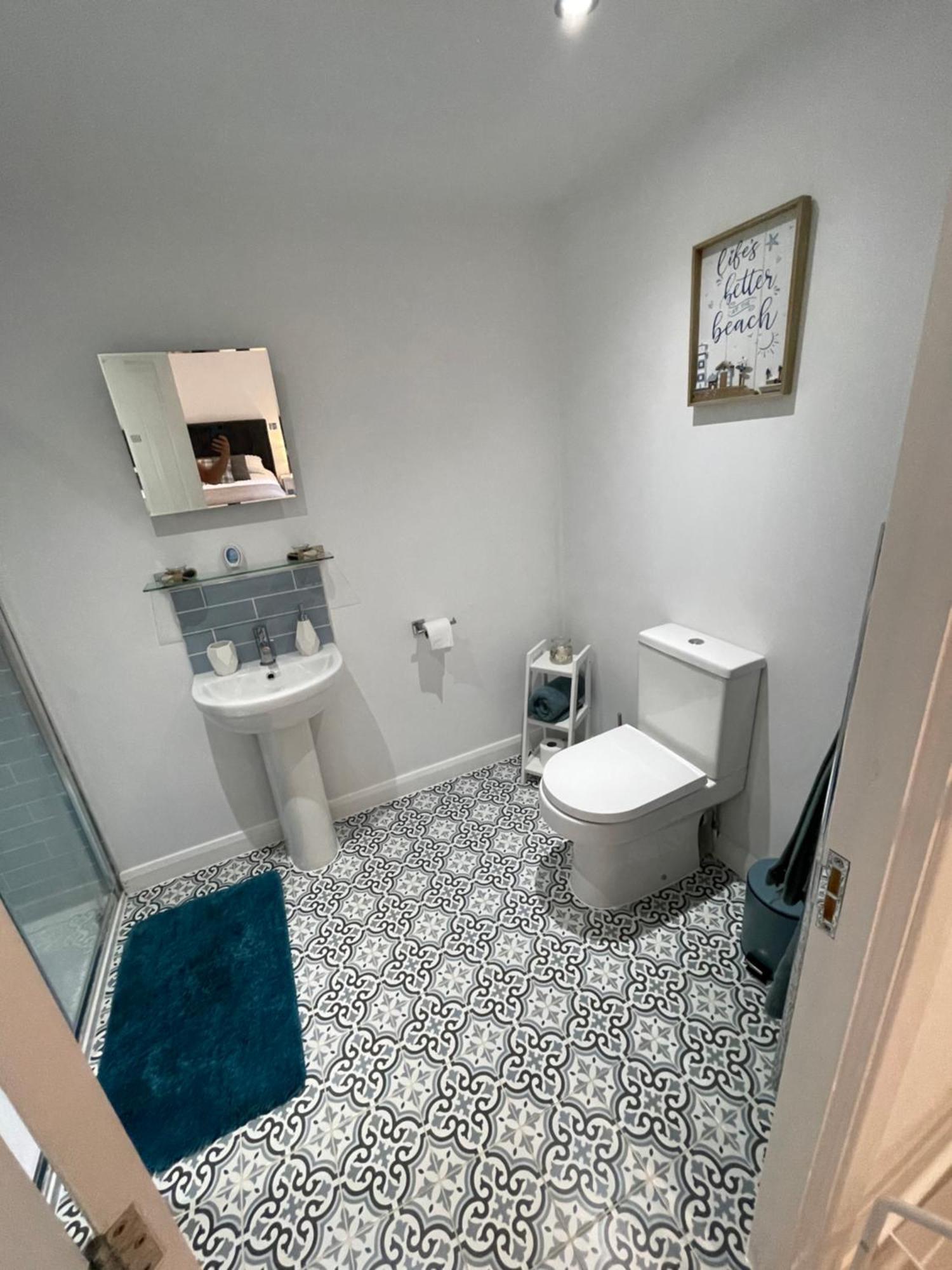 Modern Stylish Studio Flat Near Leigh On Sea. Hadleigh  المظهر الخارجي الصورة